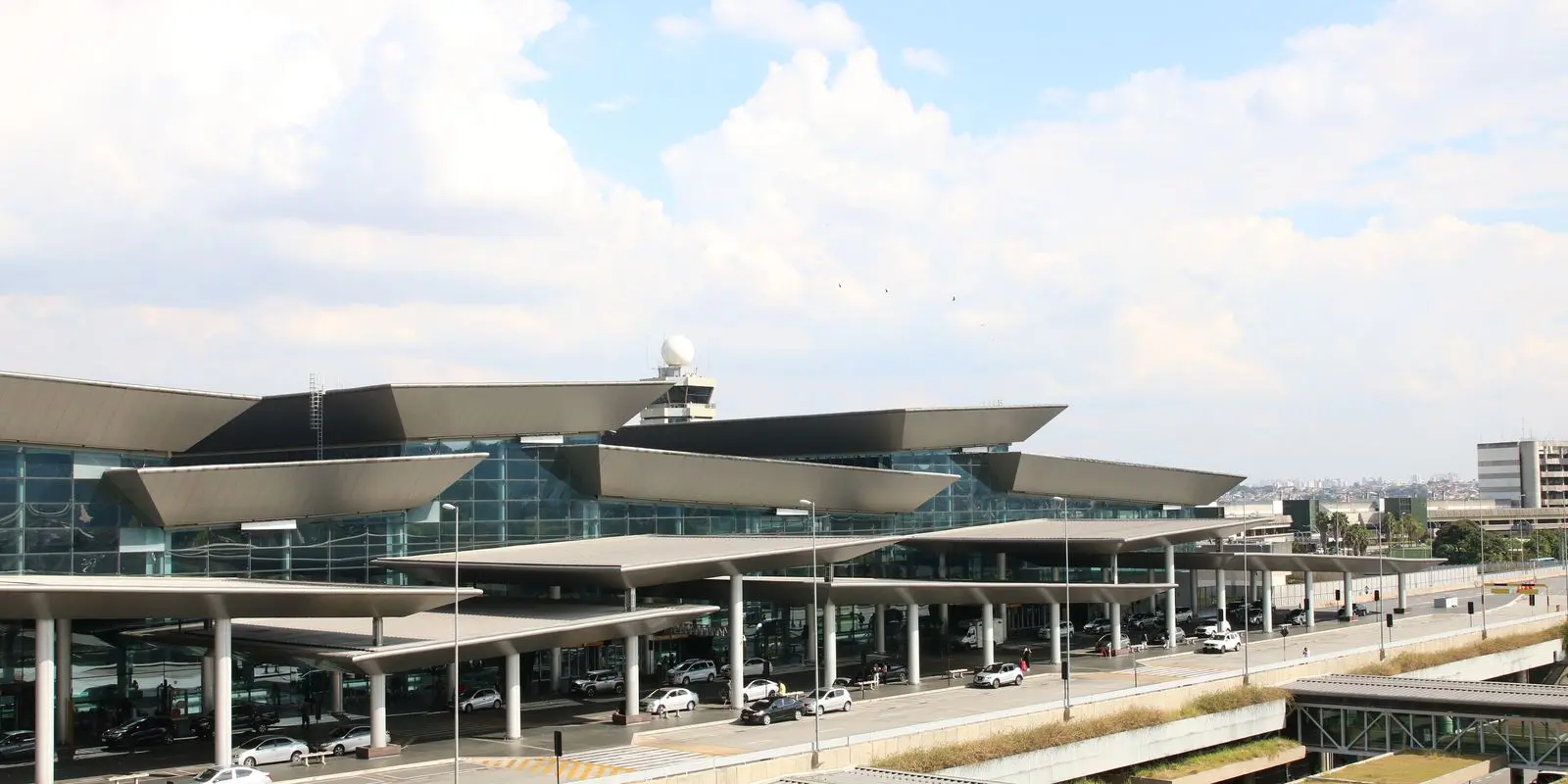 Homem é assassinado no Aeroporto Internacional de Guarulhos 1 Homem e assassinado no Aeroporto Internacional de Guarulhos