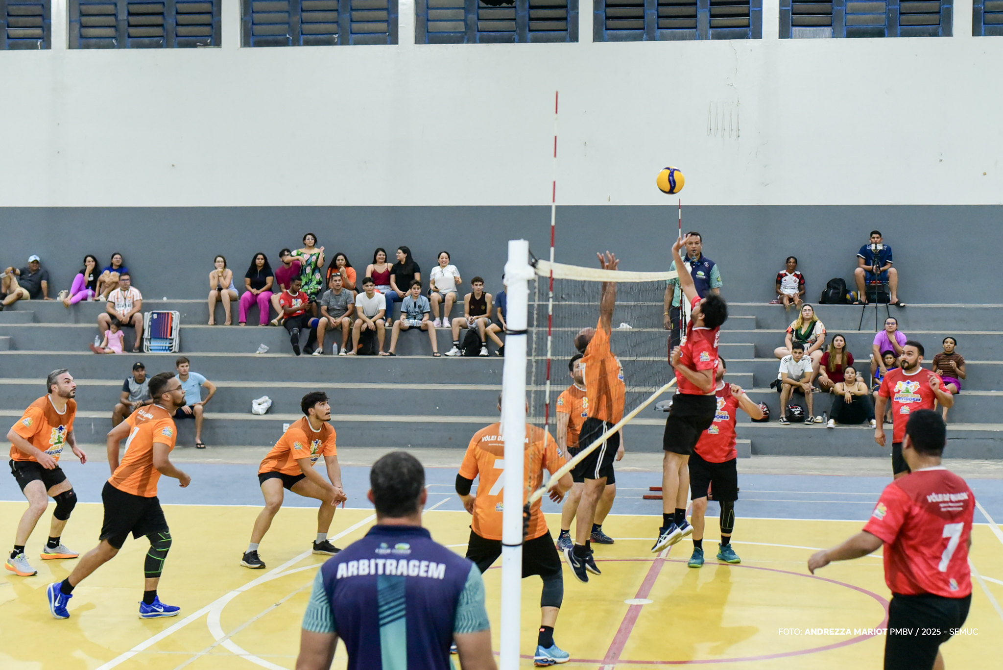 1761081327 198 Fase decisiva dos Jogos dos Servidores 2025 repleta de emocao