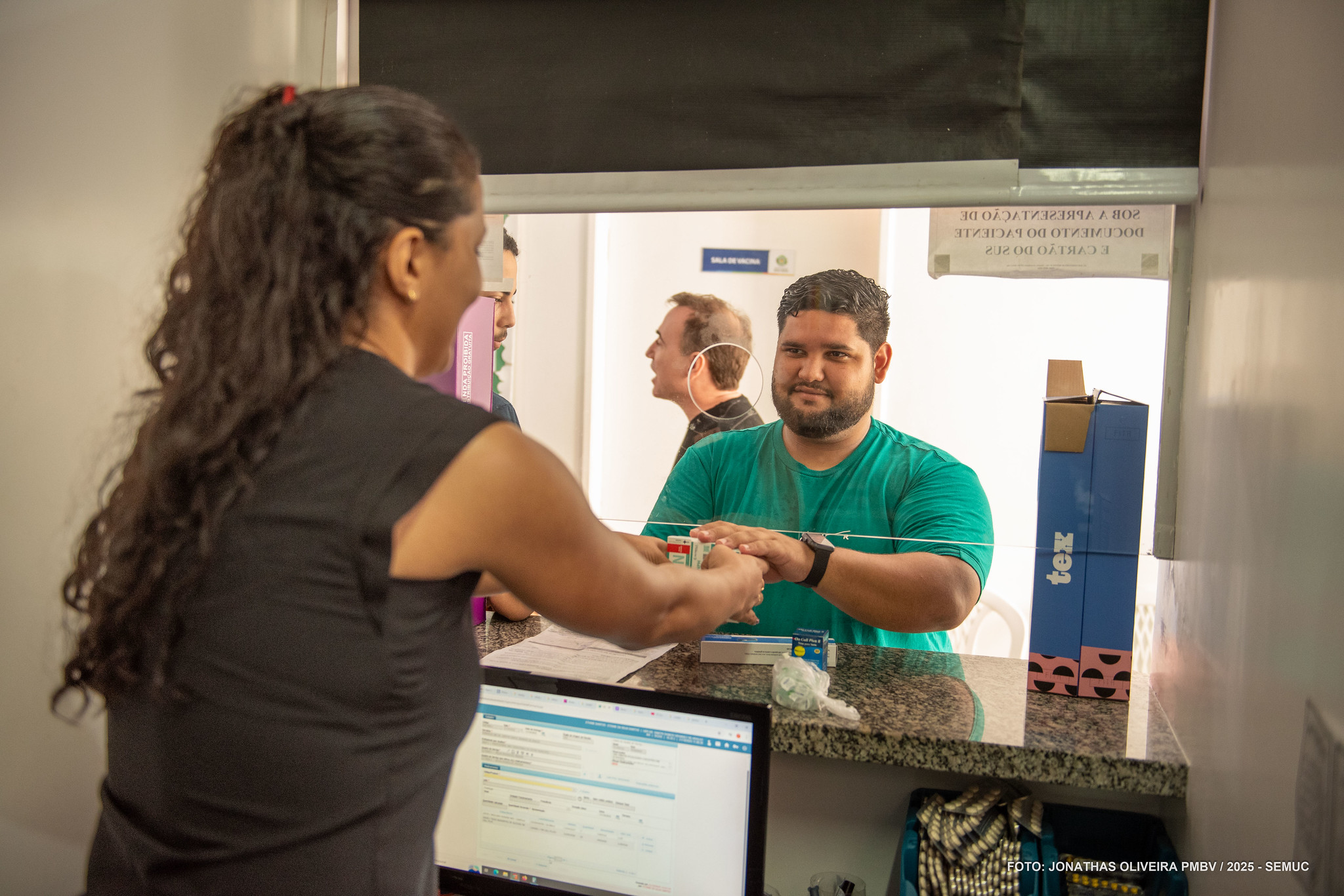 1761124673 214 Farmacias das UBS recebem novos lotes de medicamentos essenciais