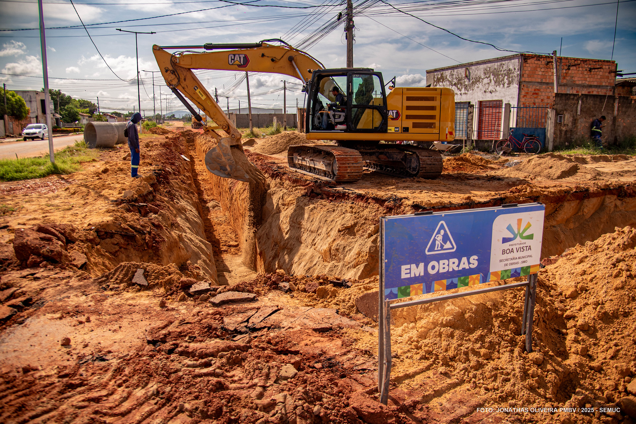 1764359340 947 Obras de drenagem asfaltamento e urbanizacao avancam em Boa Vista