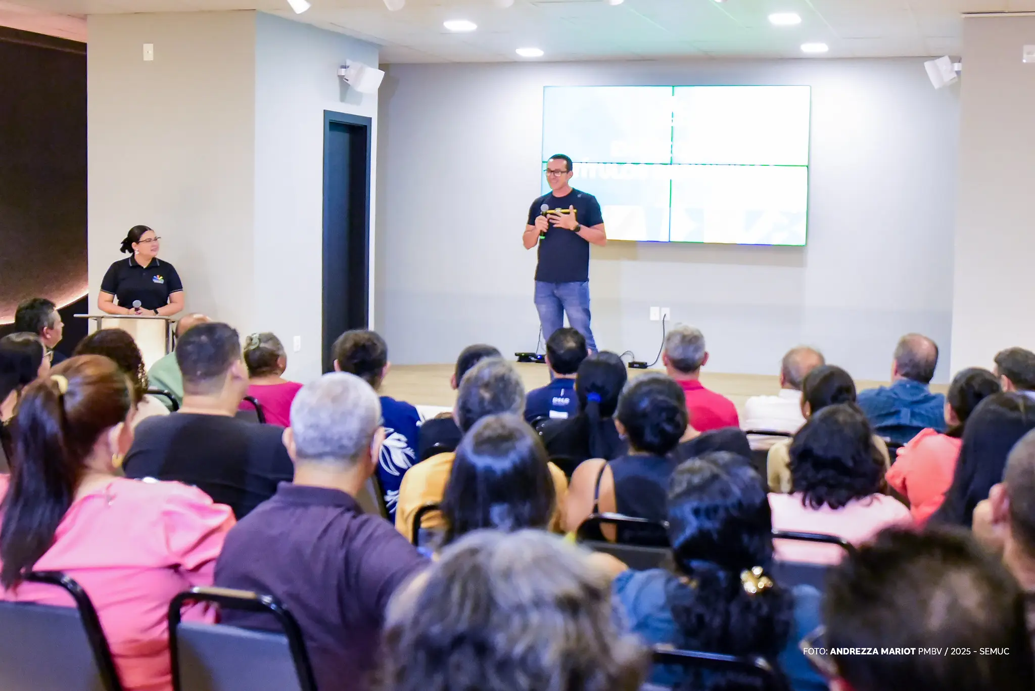 1766023270 972 Prefeitura de Boa Vista entrega 205 titulos definitivos a familias