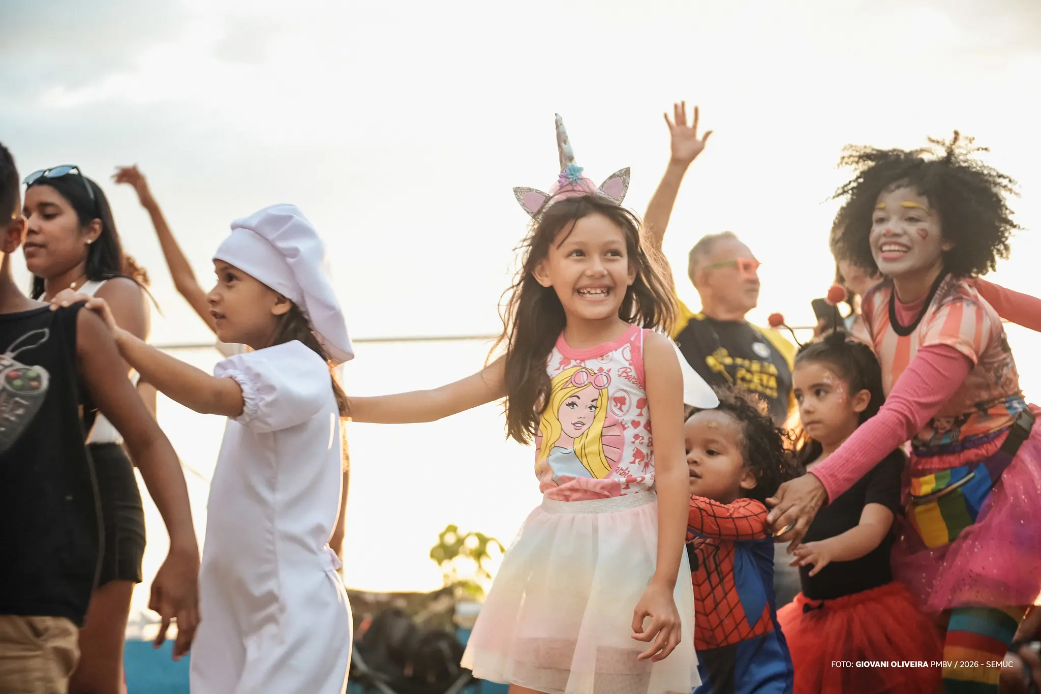 1771221642 106 Carnaval 2026 Bloco comunitario reune familias em festa