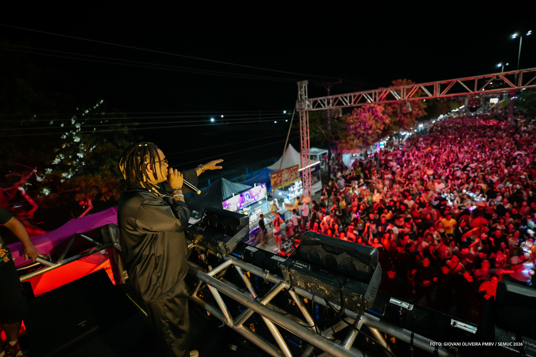 1771424833 473 Terra Samba e blocos encerram Carnaval 2026 na Paracat