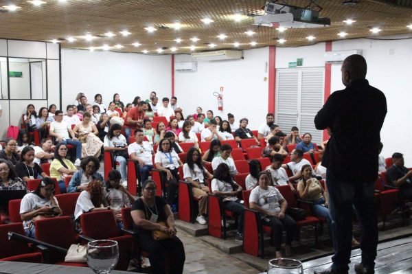 Seed promove seminario sobre violencia feminina no ambiente escolar Ascom Seed scaled