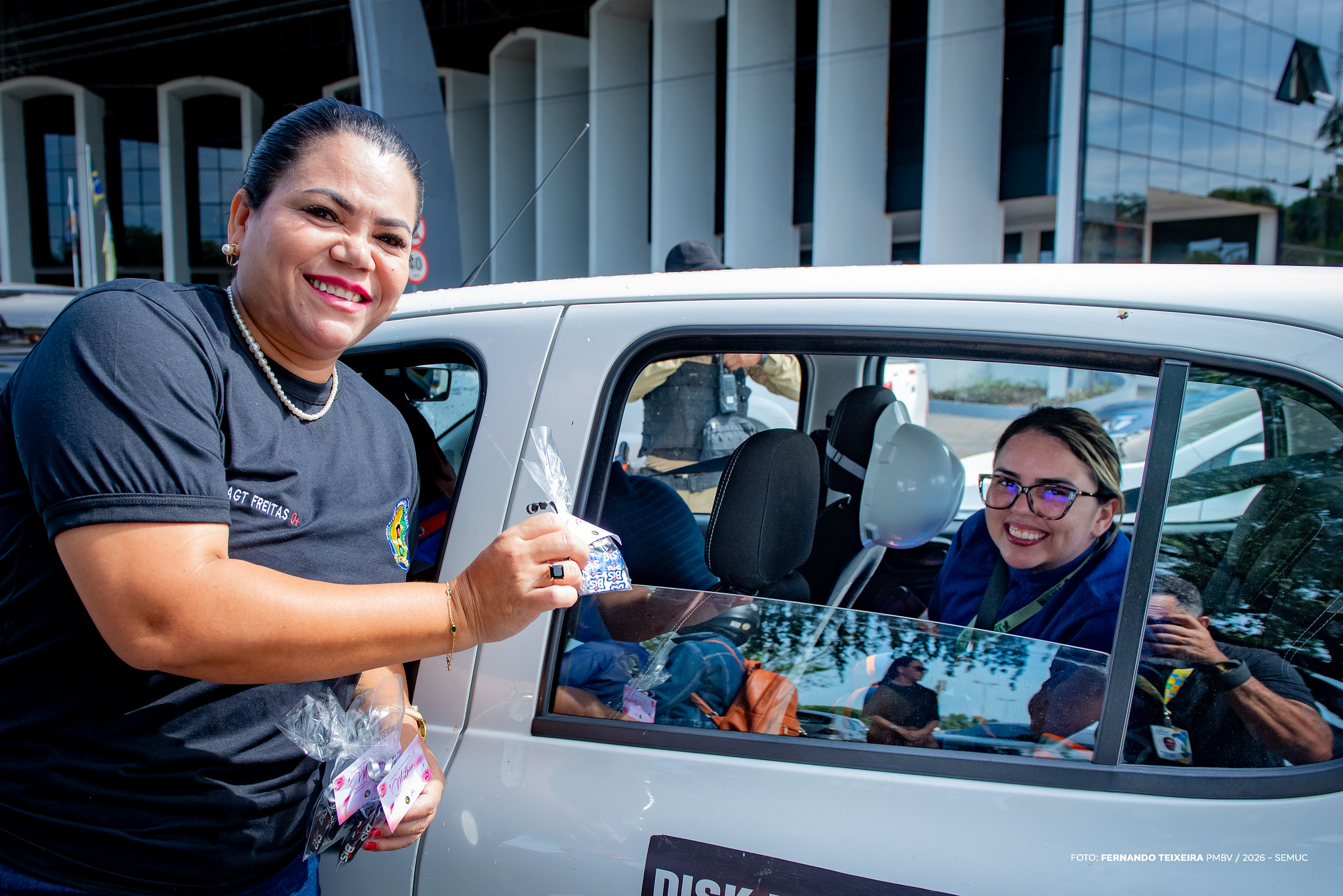 1772872440 284 Agentes de transito femininas realizam blitz educativa e homenagem