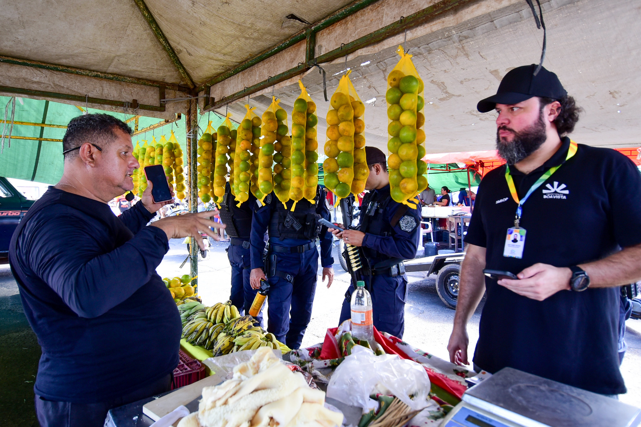 1773523742 862 Acao de orientacao e fiscalizacao na feira do Pintolandia