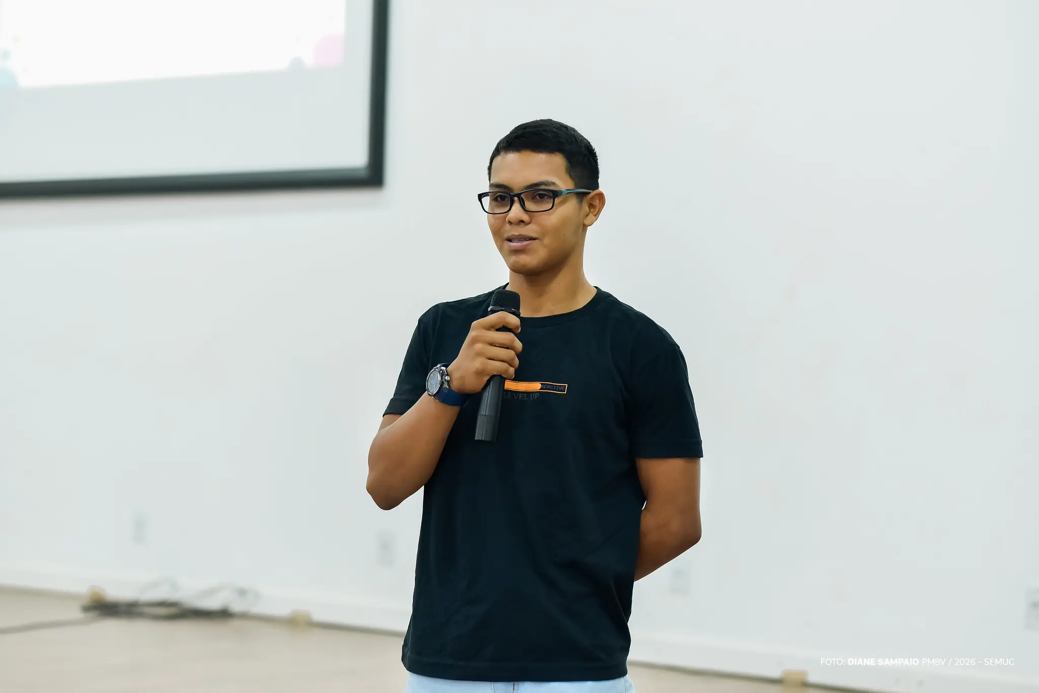 1774145933 444 25 adolescentes iniciam capacitacao no Programa Rumo Certo