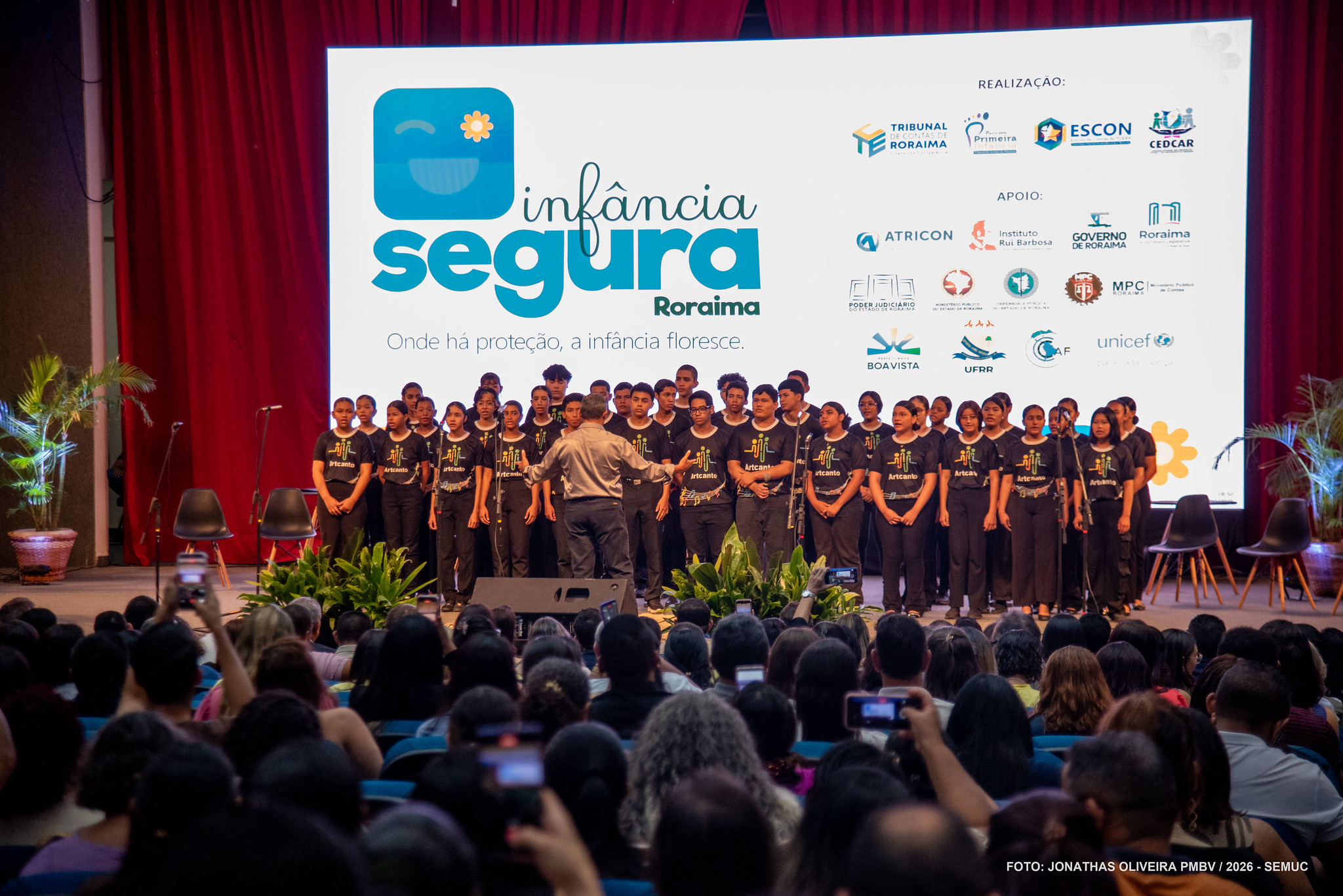 1774218310 320 Arthur Henrique assina pacto e reforca protecao a infancia