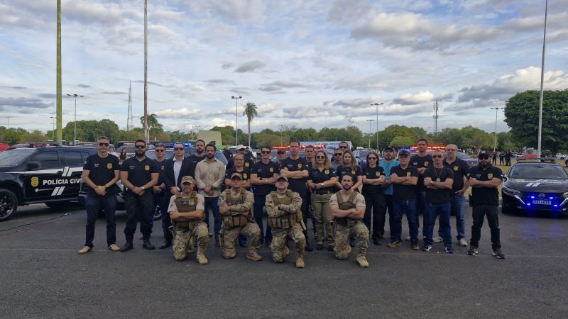 Entrega de viaturas embarcacoes material belico e equipamentpos para a Seguranca Publica de Roraima