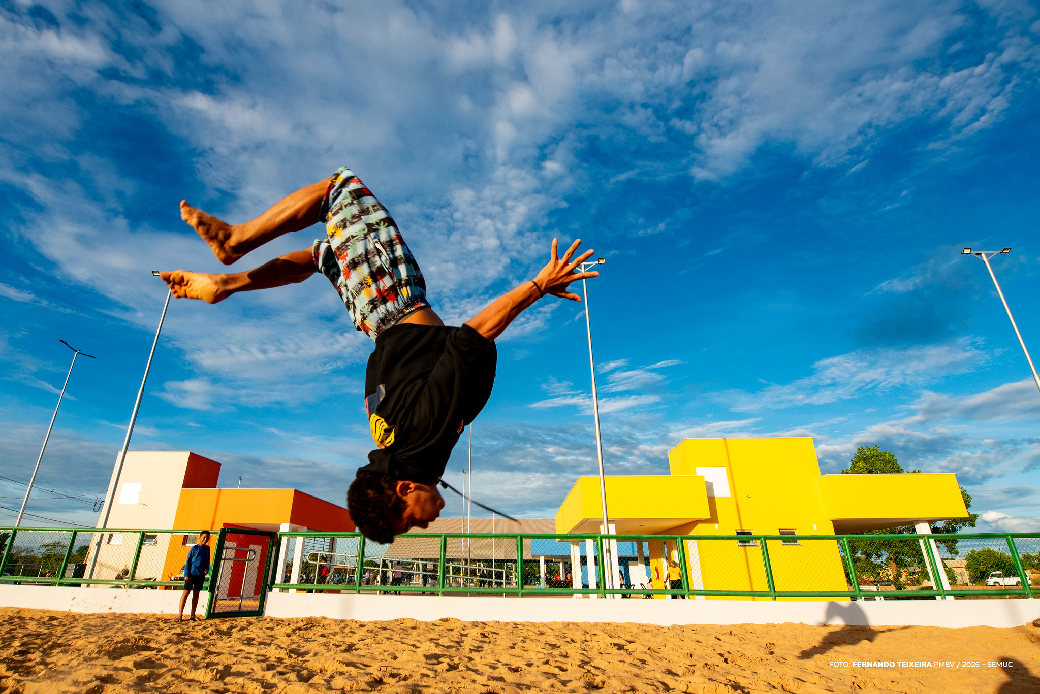 1775121974 976 Praca Tuti Lopes e inaugurada no Joao de Barro
