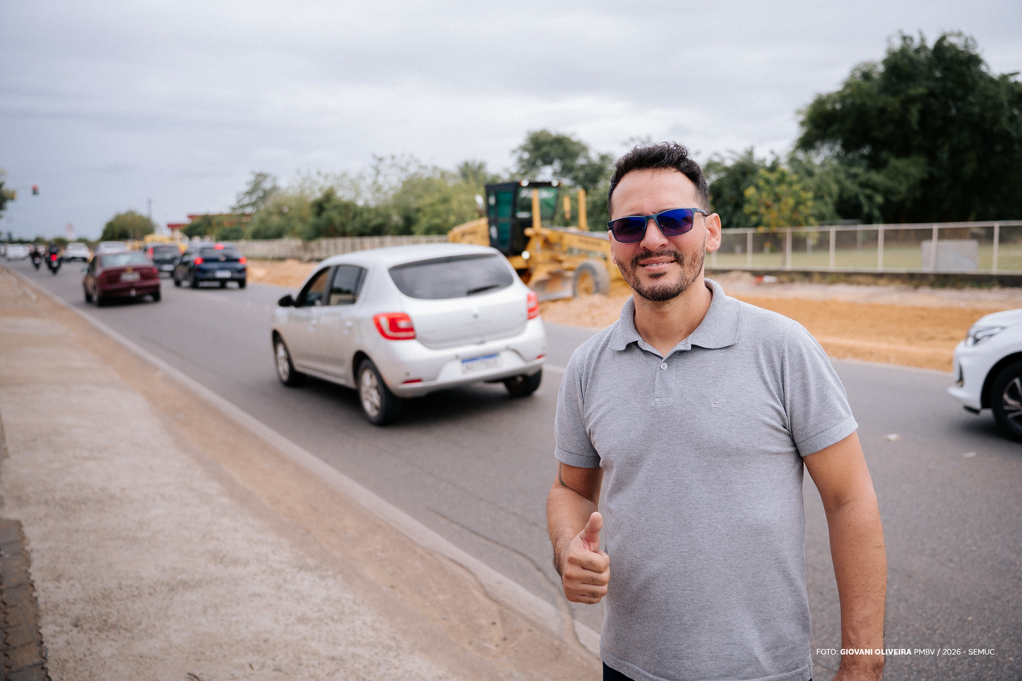 1775585350 974 Prefeito Marcelo Zeitoune acompanha duplicacao da Avenida Venezuela