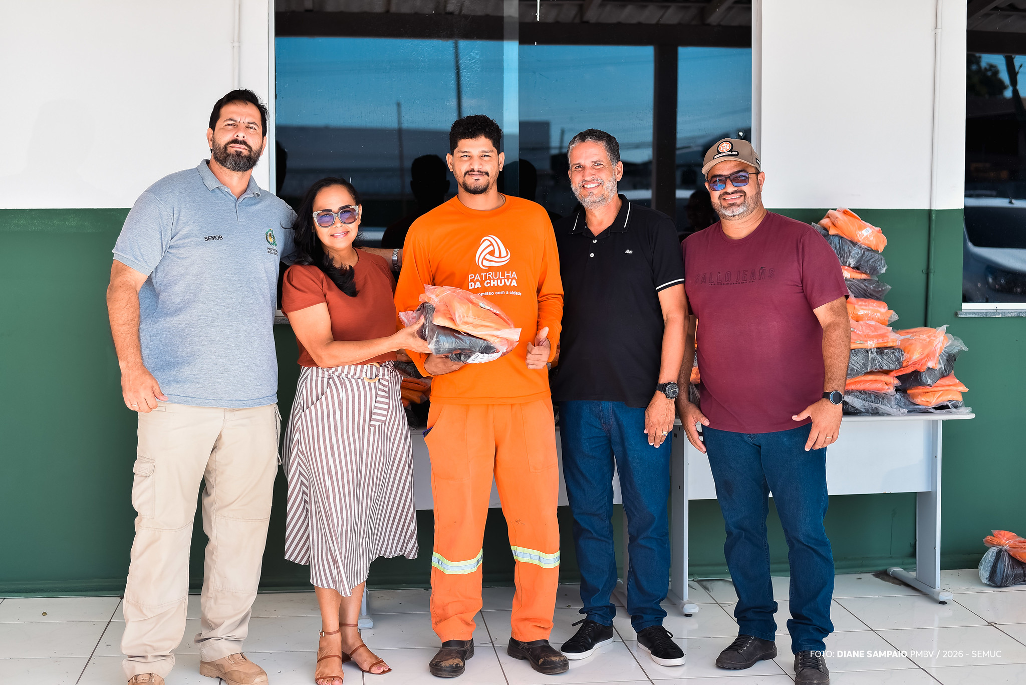 1776120826 126 Boa Vista entrega 80 kits de fardamento a operadores