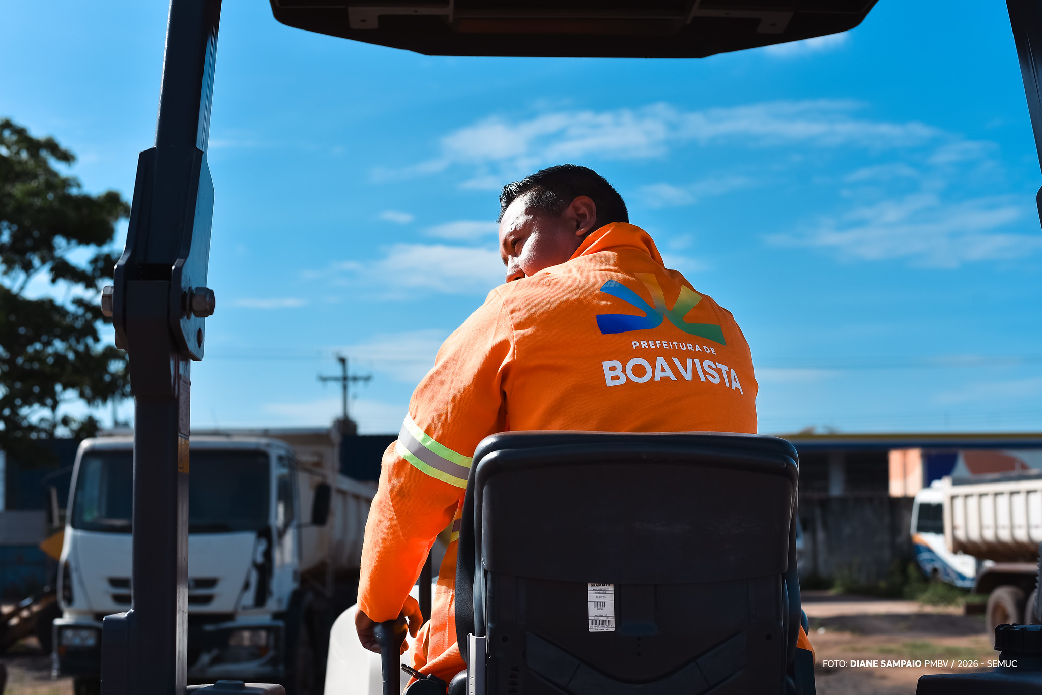 1776120826 553 Boa Vista entrega 80 kits de fardamento a operadores