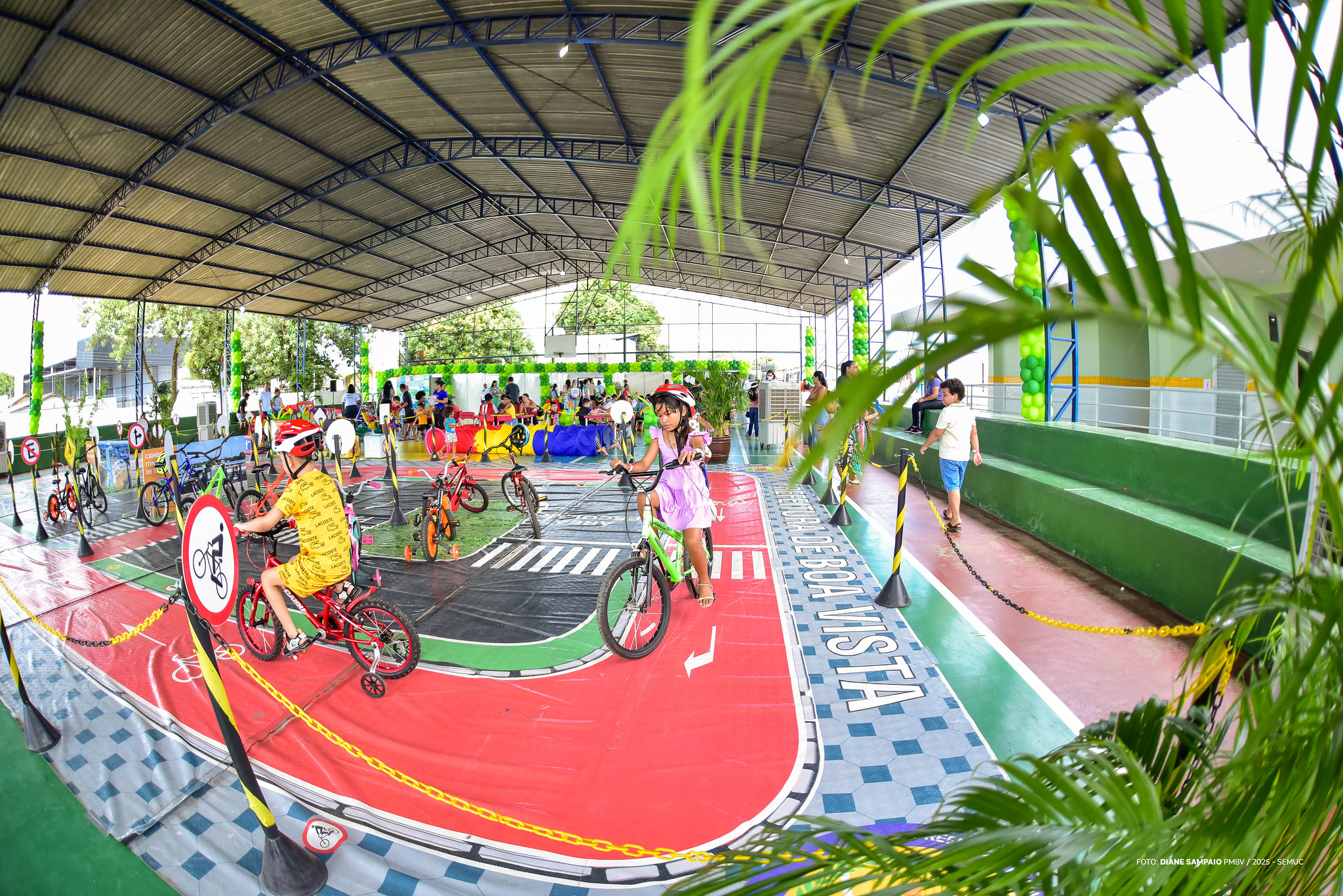 1776960180 49 Segunda edicao do Prefeitura Com Voce oferece servicos no Araceli