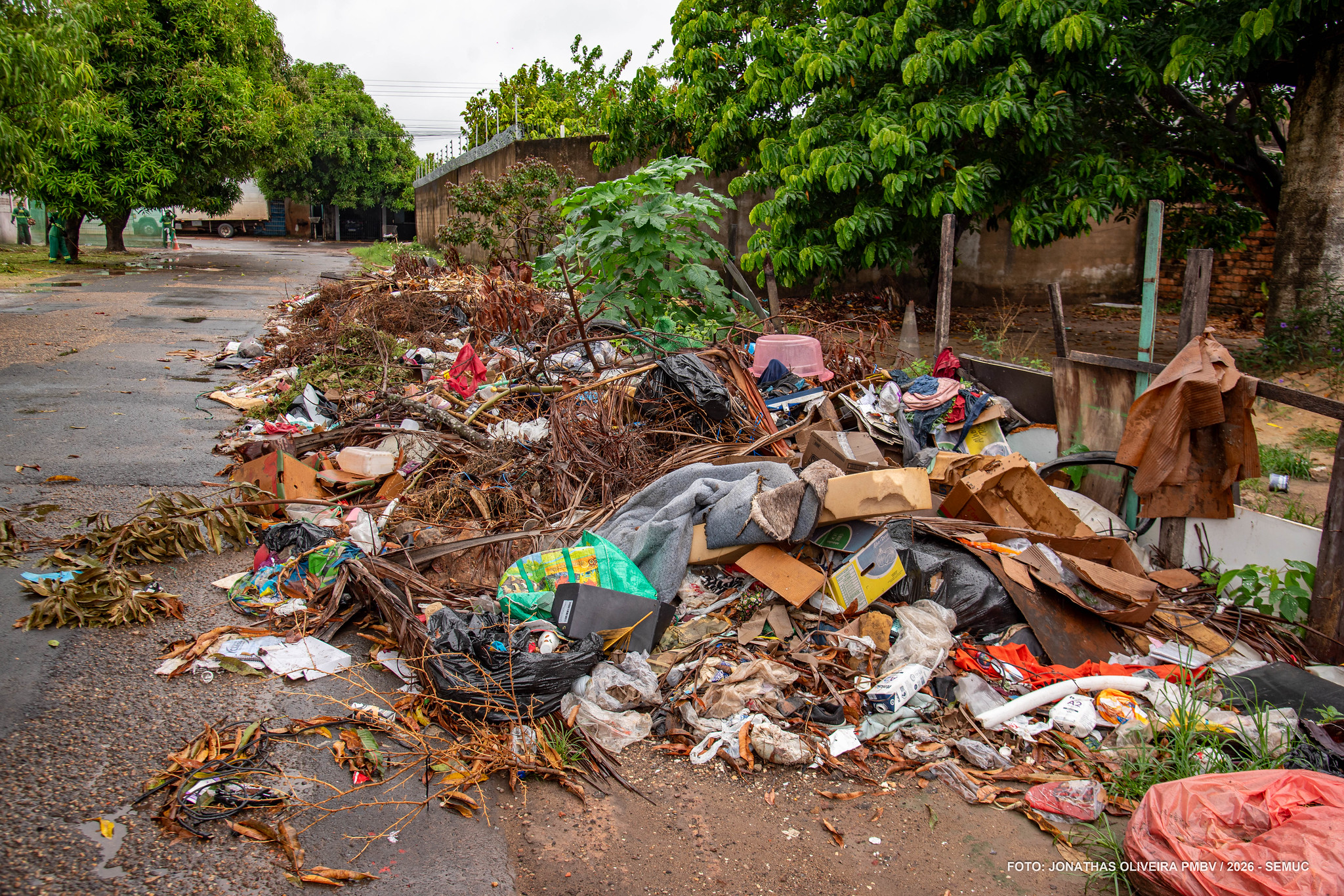 1778680905 22 Prefeitura intensifica limpeza em pontos de descarte irregular