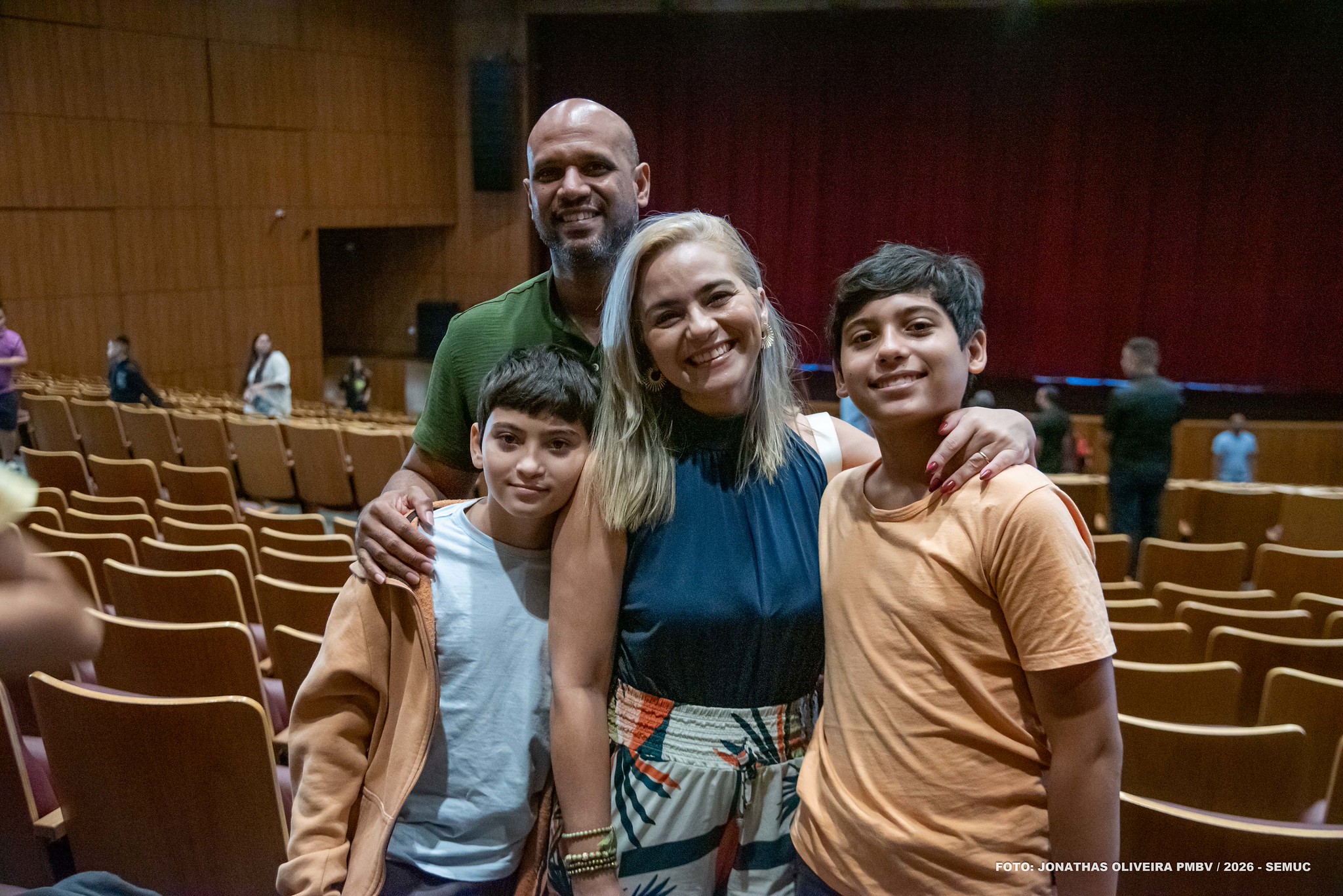 1789344990 507 Criancas e familias prestigiam Bichos Dancantes no Mormaco 2026