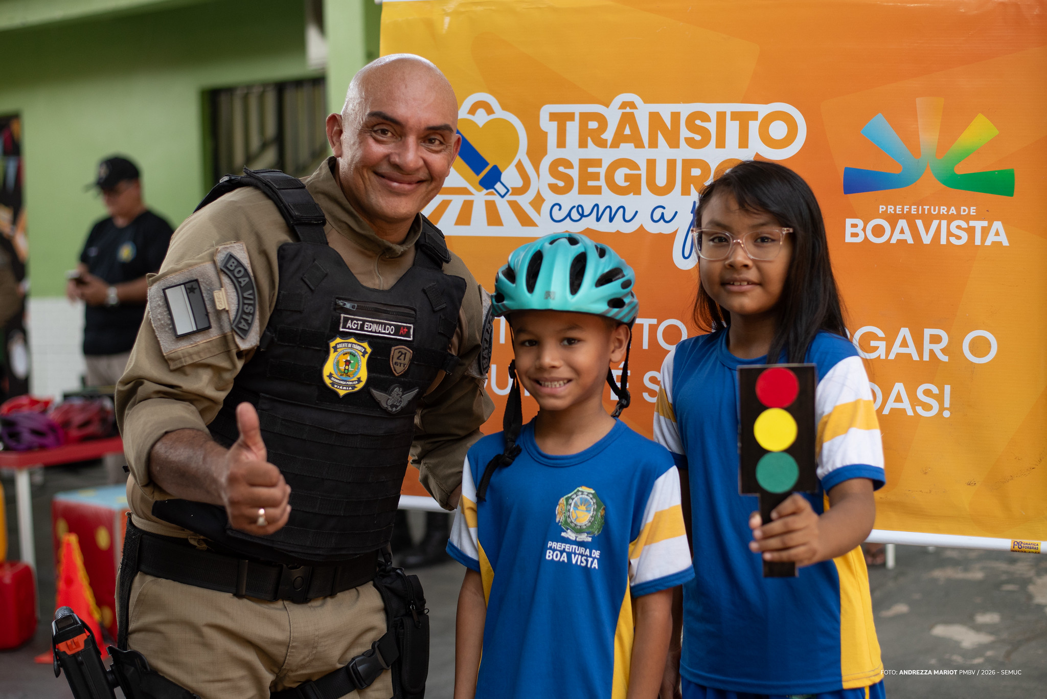 1790372173 916 Semana Nacional do Transito encerra com acao educativa em escola