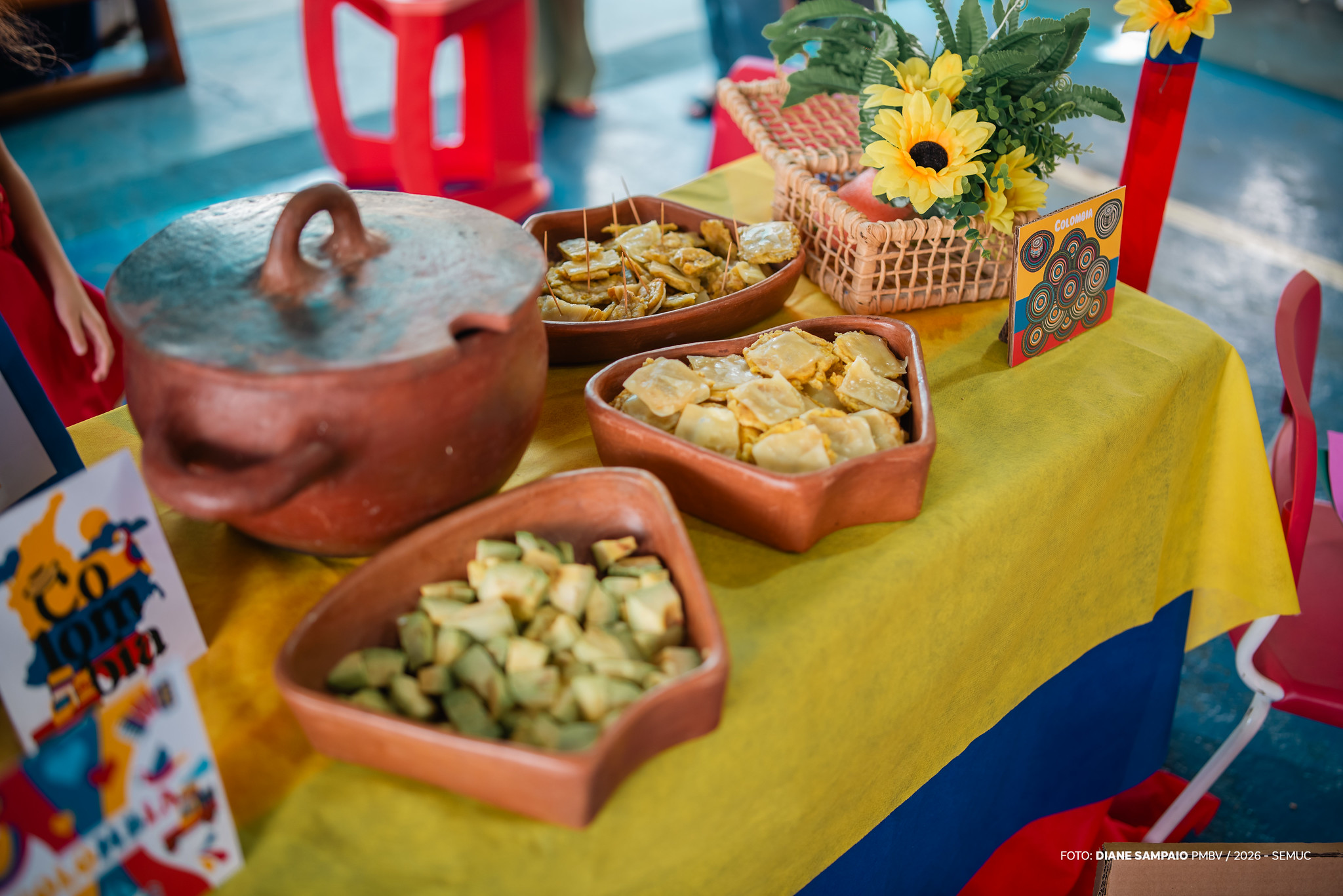 1790704859 626 Alunos vivenciam culturas latino americanas entre sabores e espanhol