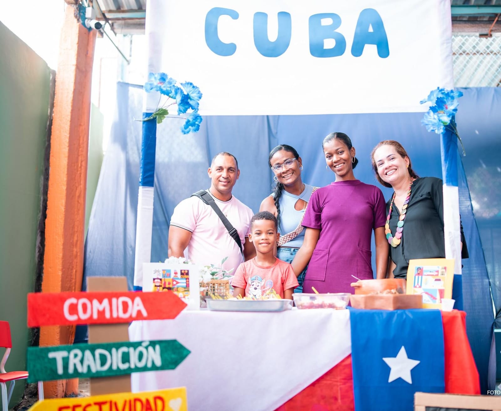 Alunos vivenciam culturas latino americanas entre sabores e espanhol