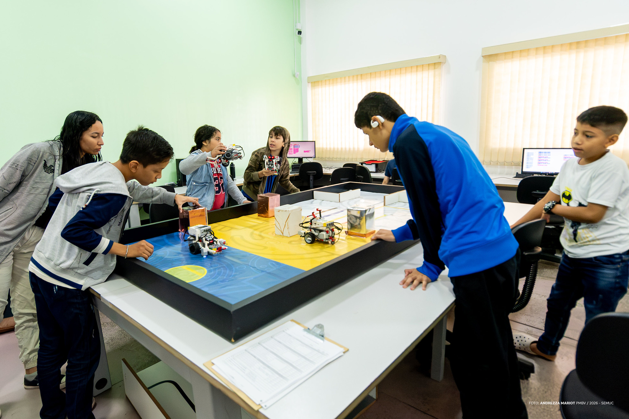 1791500433 595 Alunos do CMI se preparam para torneio de robotica