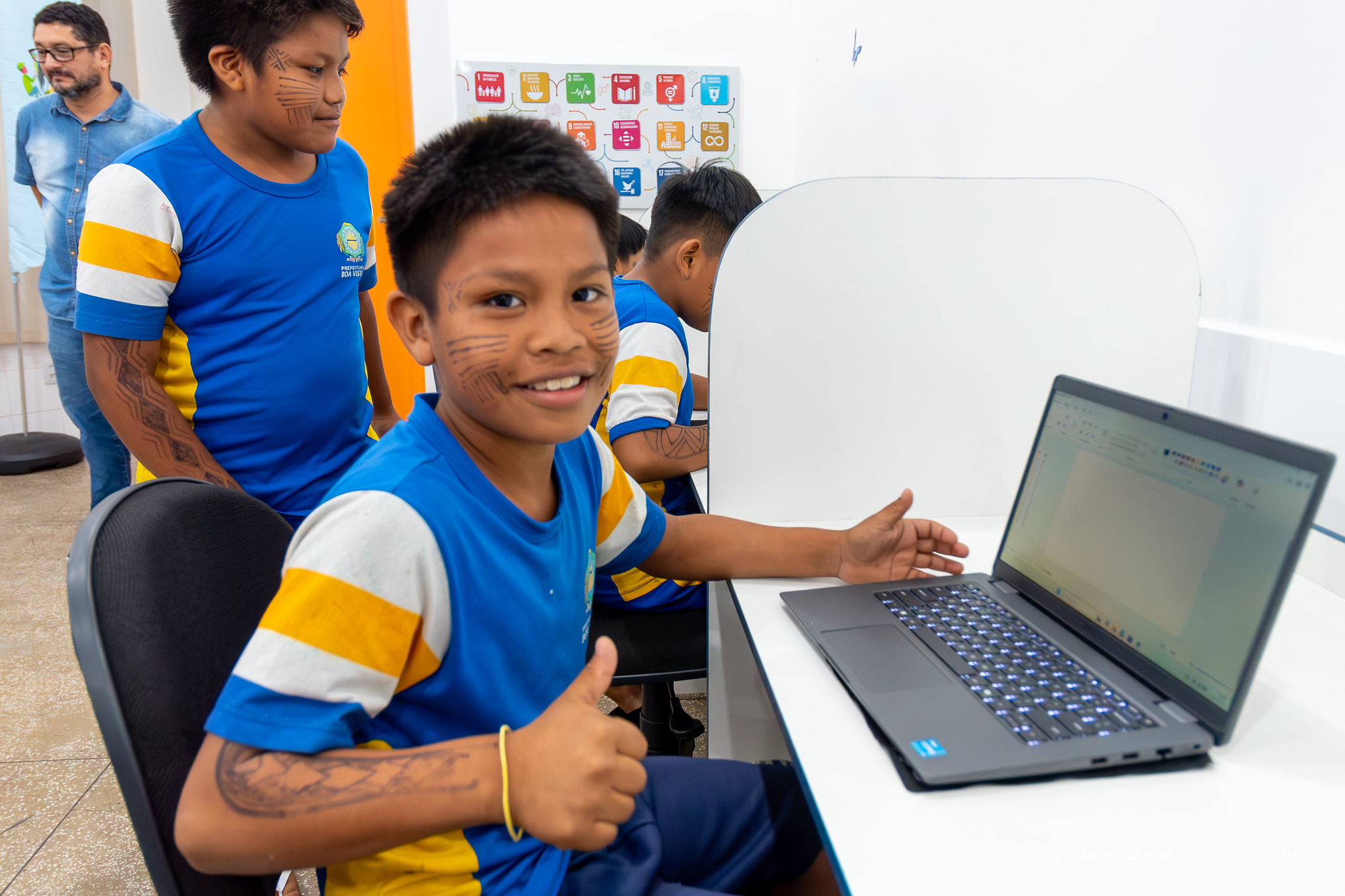 1792209359 802 Sala Circular leva leitura tecnologia e sustentabilidade a escola rural