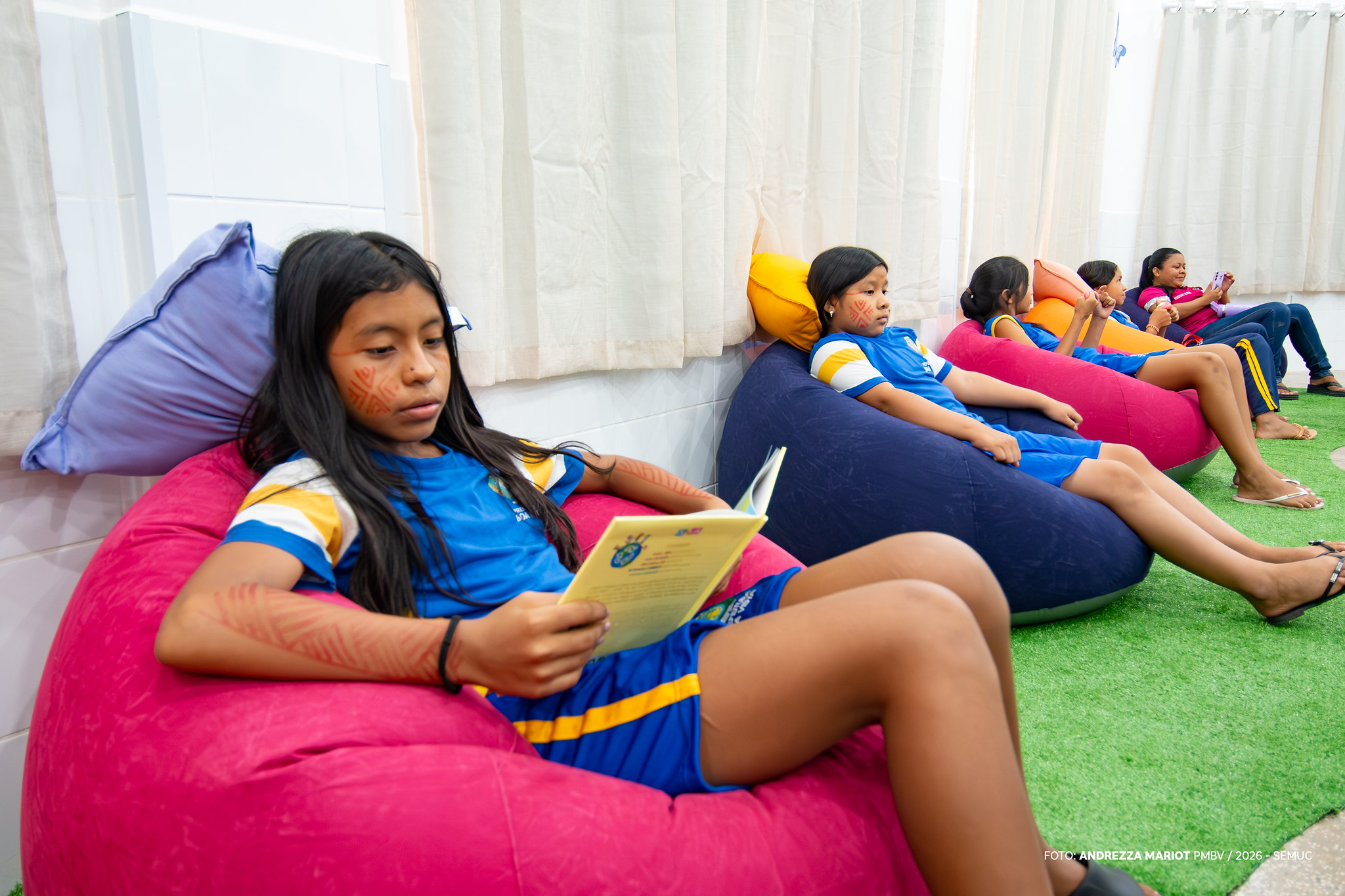 1792209359 84 Sala Circular leva leitura tecnologia e sustentabilidade a escola rural