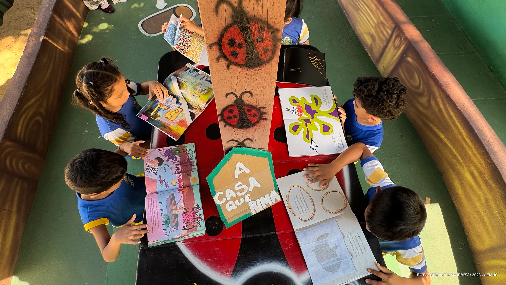 1793348455 711 Escola Tia Linda inaugura espaco de leitura e brincadeira