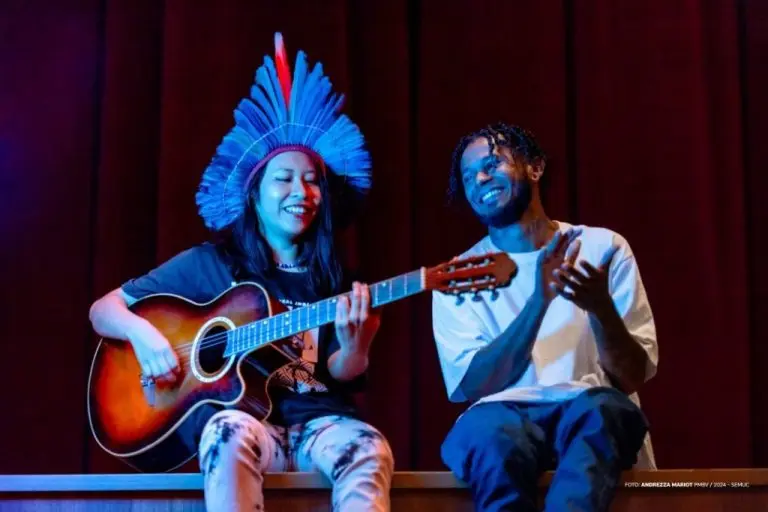 4c1d1db7c82e6df88d9d97076614c7fb