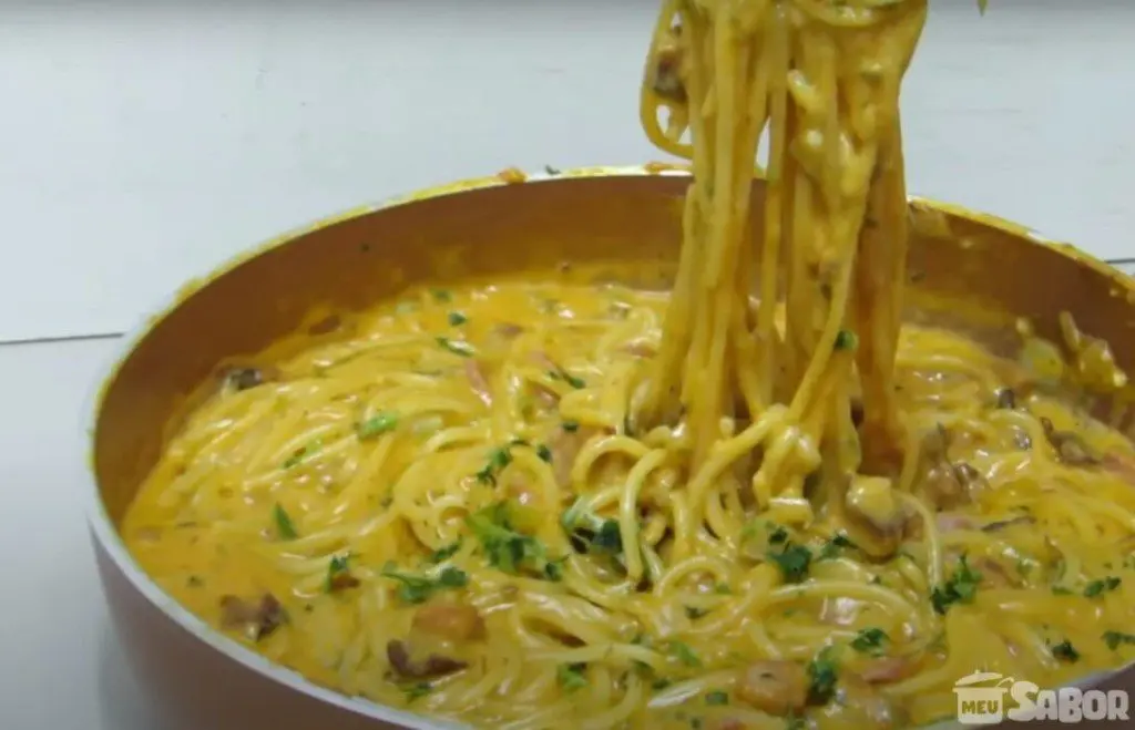 Almoço rápido e feito em uma única panela, aprenda a fazer um delicioso macarrão cremoso! 1 c08a922511c011a68300d516c91844f3