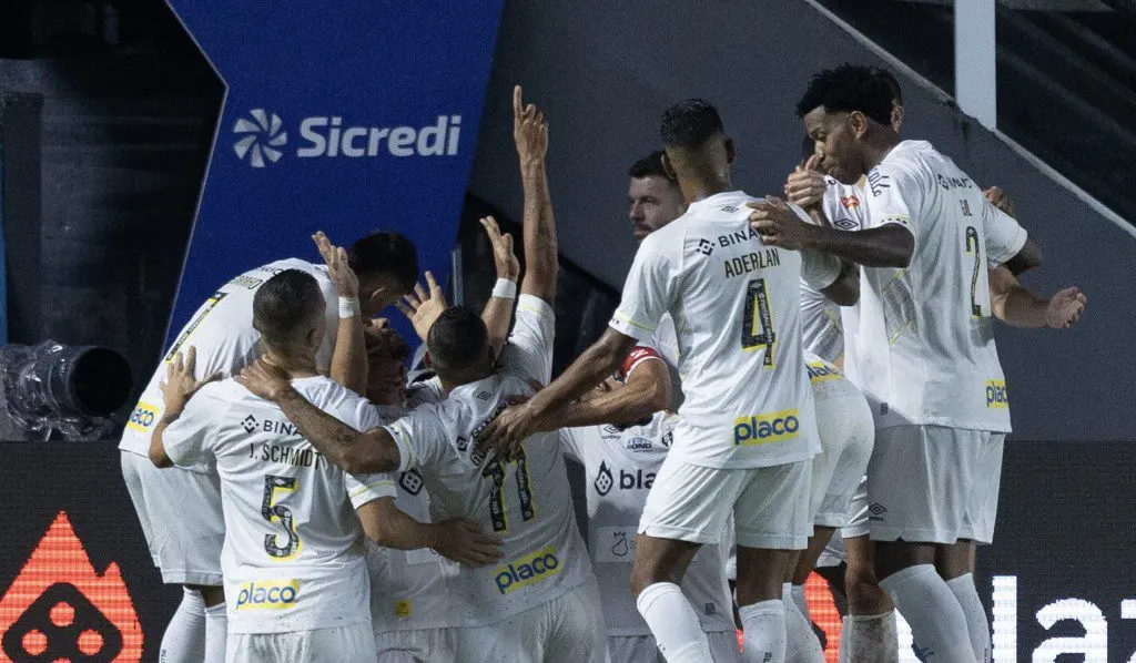 Santos conquista vitória tranquila e mantém 100% de aproveitamento no Paulistão 1 d3e49f8b602daab0ce942615cd4b5fc9