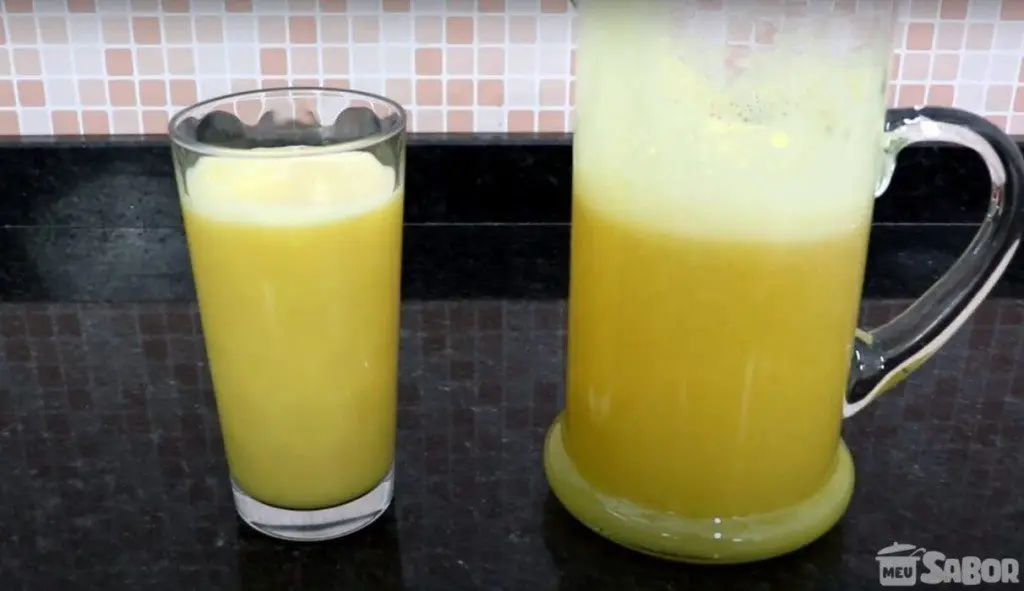 Suco maravilhoso e bem refrescante feito da poupa da fruta do maracujá! 1 d5acd946c9dcc1daaca493510b7579d3