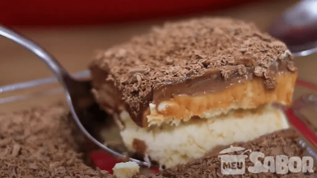 “É pá vê ou pá cume?” Claro que é para comer esse pavê de abacaxi com chocolate super gostoso! 1 2a13c7c2b7f250a0c914a895a7bf21c3
