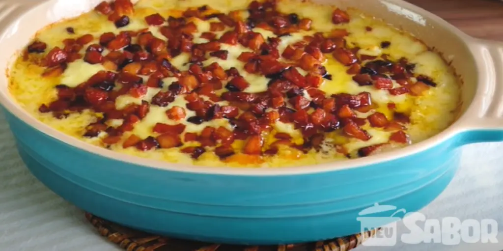 Aprenda a fazer deliciosas batatas assadas com bacon! 1 e365983e2e022ef06e0bd9b08392e7e5