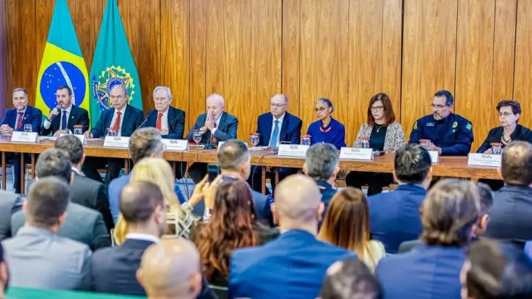 12e9e06ea74fc7b3b623cc7ed8208538