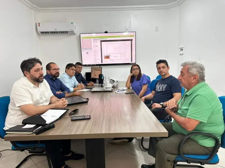 827d04e45a186fca6d332e0d9d40989a