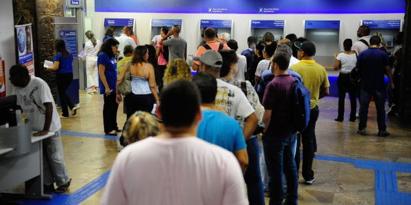 BPC Mais de 300 mil beneficiarios precisam regularizar Cadastro Unico