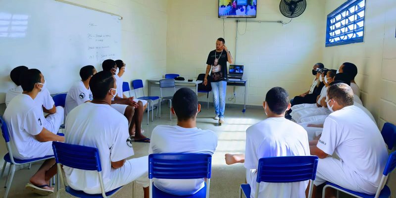 Conanda proibe uso de armas letais em unidades socioeducativas