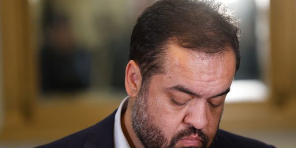 Governo do Rio diz que bandidos atiraram contra pessoas nas