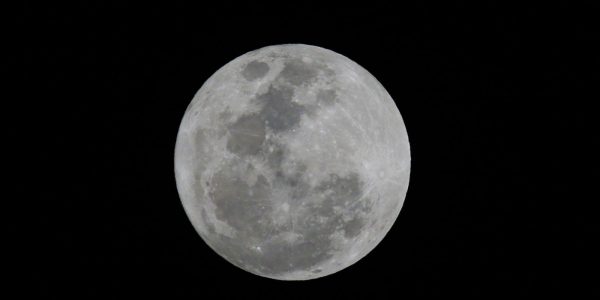 Maior superlua do ano pode ser vista nesta quinta feira
