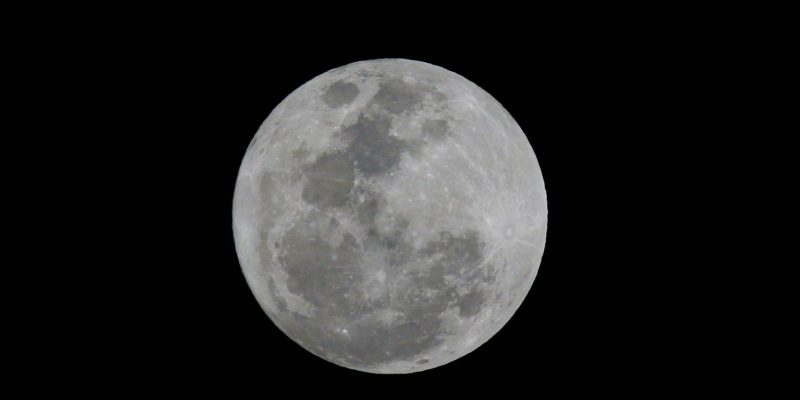 Maior superlua do ano pode ser vista nesta quinta feira