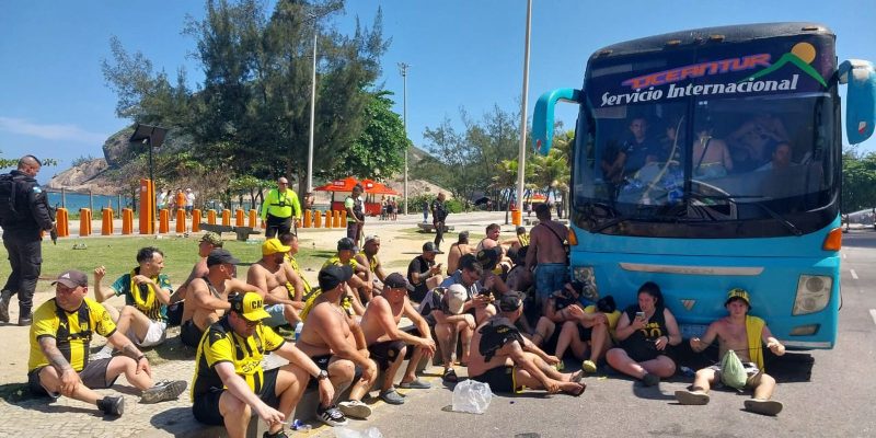 Mais de 200 torcedores do Penarol sao presos por confusao