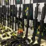 PM bate recorde de apreensao de fuzis no Rio