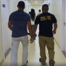 Policia Civil prende mulher em flagrante por uso de documentos