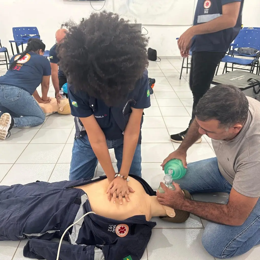 Treinamento sobre primeiros socorros Suyanne Sa Ascom Sesau 6 scaled