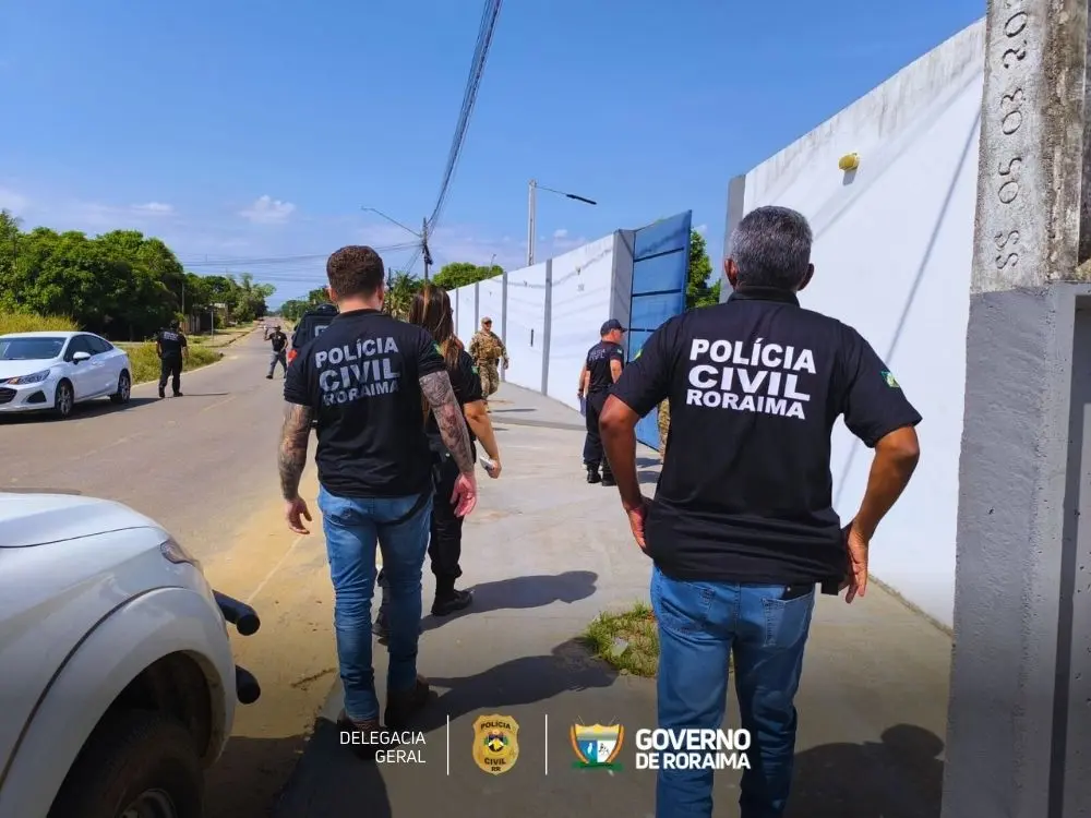 1730485160 577 Policia Civil cumpre ordem Judicial e interdita imovel publico invadido