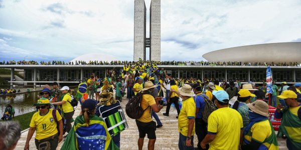 Associacao Brasileira de Imprensa pede punicao a golpistas