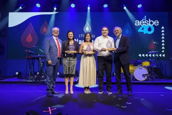 Caer e a grande vencedora do I Premio Nacional Universalizar na categoria Justica Ambiental1