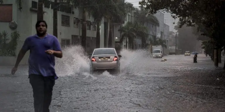 Cidade de Sao Paulo esta em estado de atencao para
