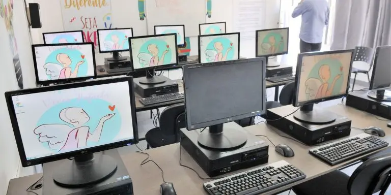 Empregos ligados a tecnologia cresceram 95 em 10 anos diz