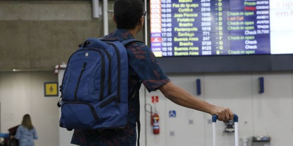 Empresas aereas vao ofertar 178 mil voos a mais no